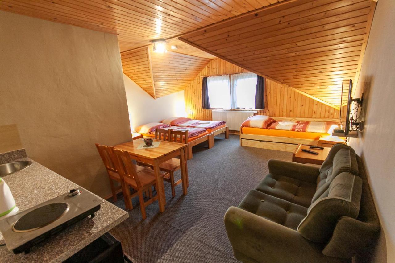 Levial Rooms Veľký Slavkov المظهر الخارجي الصورة